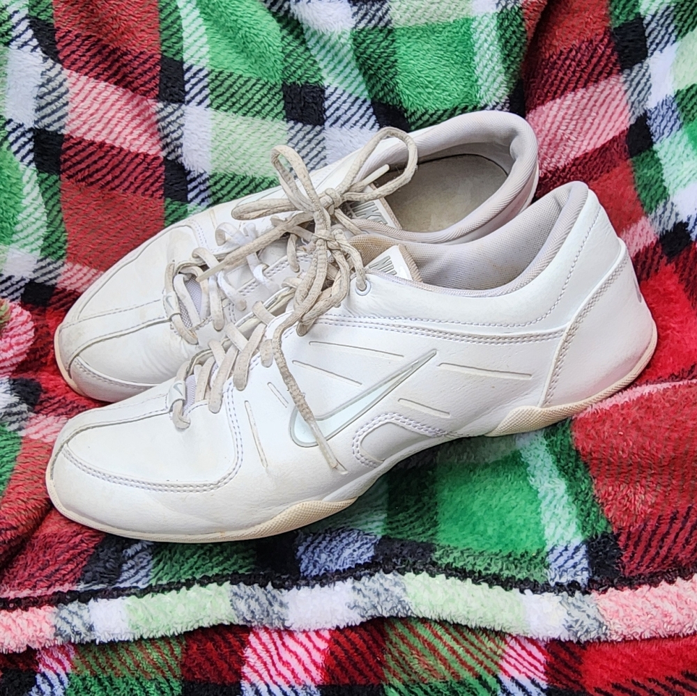 Nike Air Mix Down 2 Sneakers